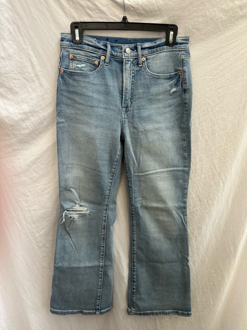 GAP Distressed 70s Flare High Rise Jean 6p